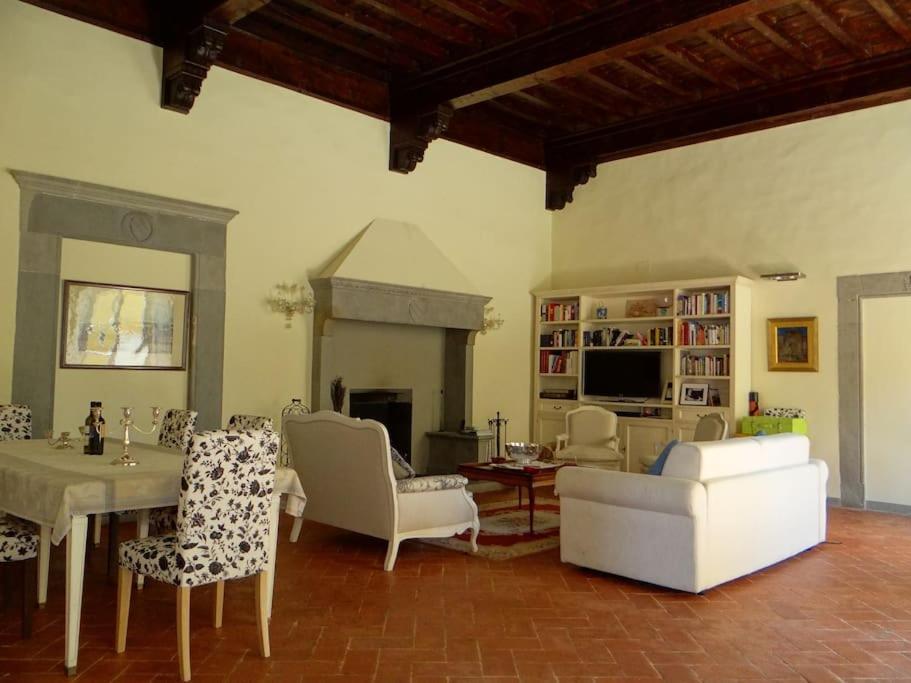 Pian Dei Giullari Suite Florence Exterior photo